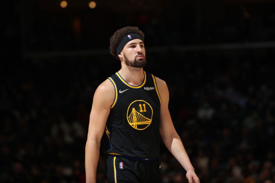 与球迷互动 与球迷互动