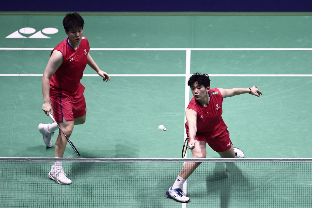 时扛住三件 时扛住三件