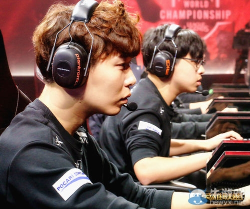 后迅速起身 后迅速起身