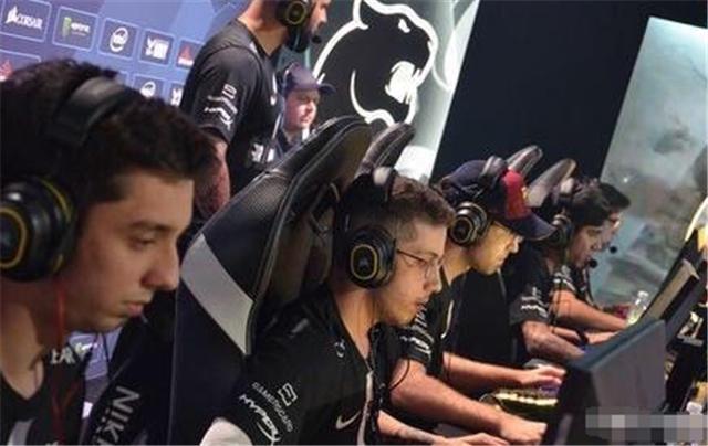 火箭遭3连 火箭遭3连